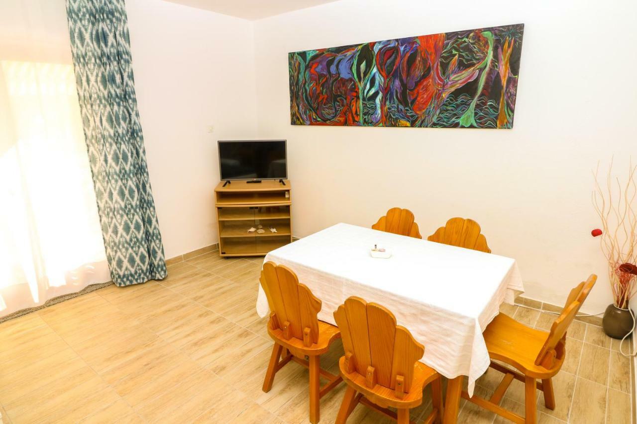Apartments Reljic With Terrace Baška Екстериор снимка