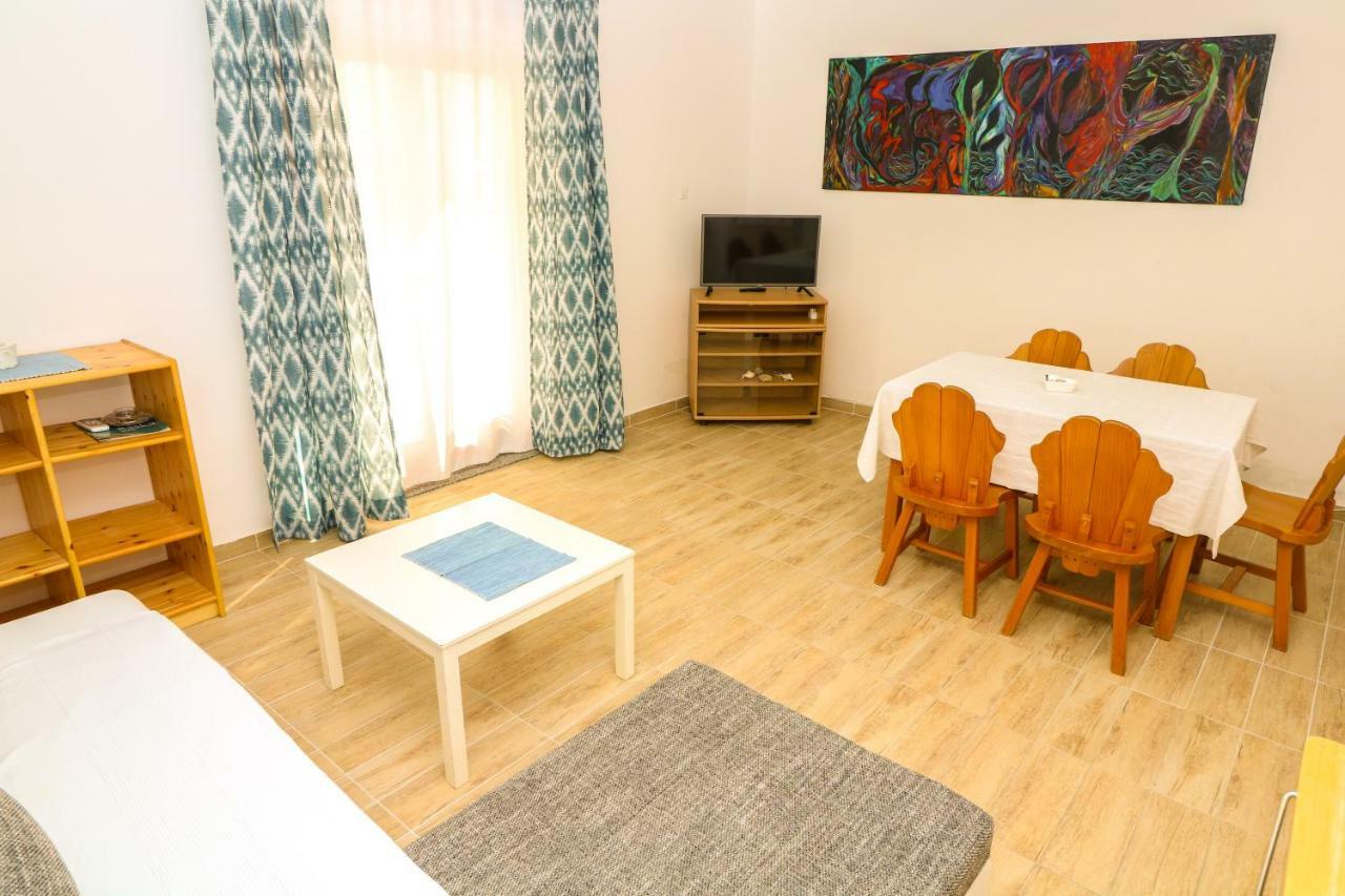 Apartments Reljic With Terrace Baška Екстериор снимка