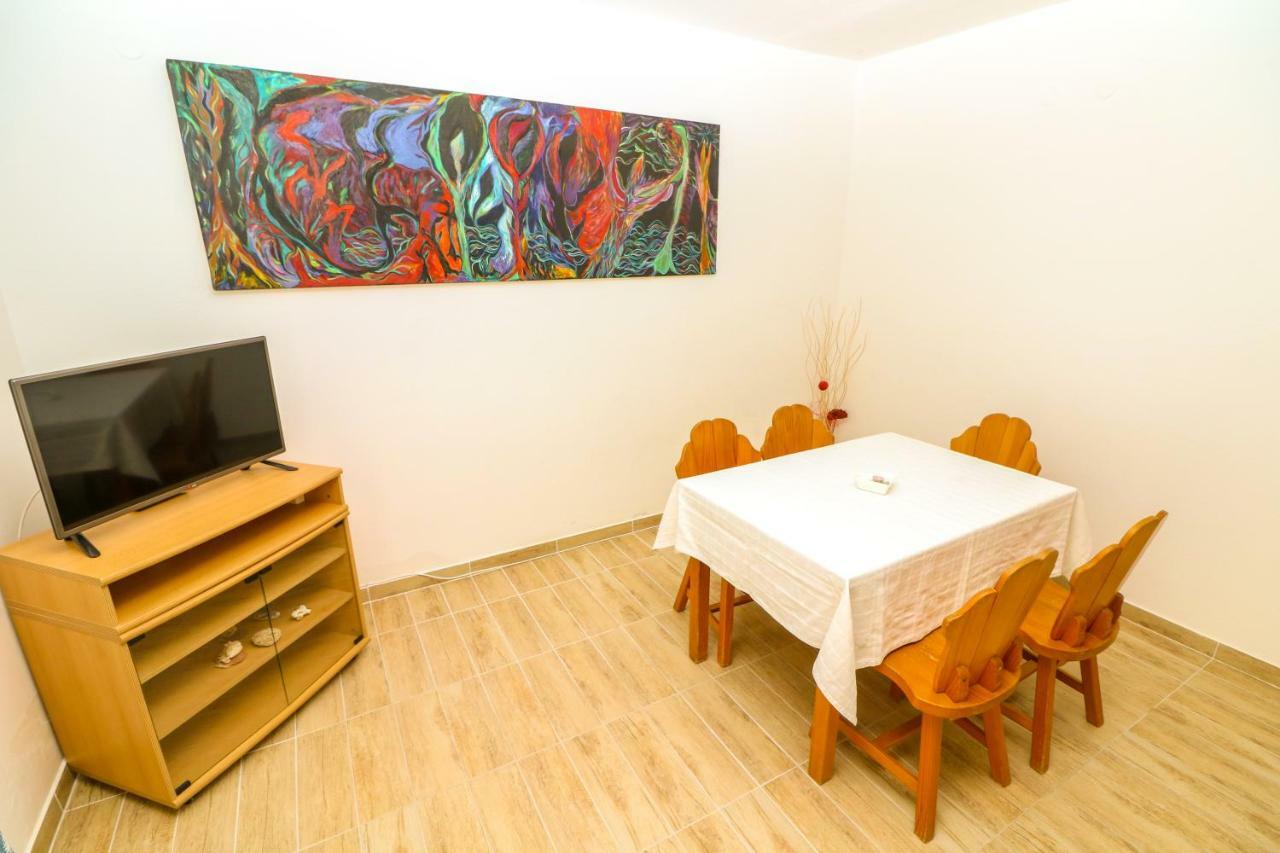 Apartments Reljic With Terrace Baška Екстериор снимка