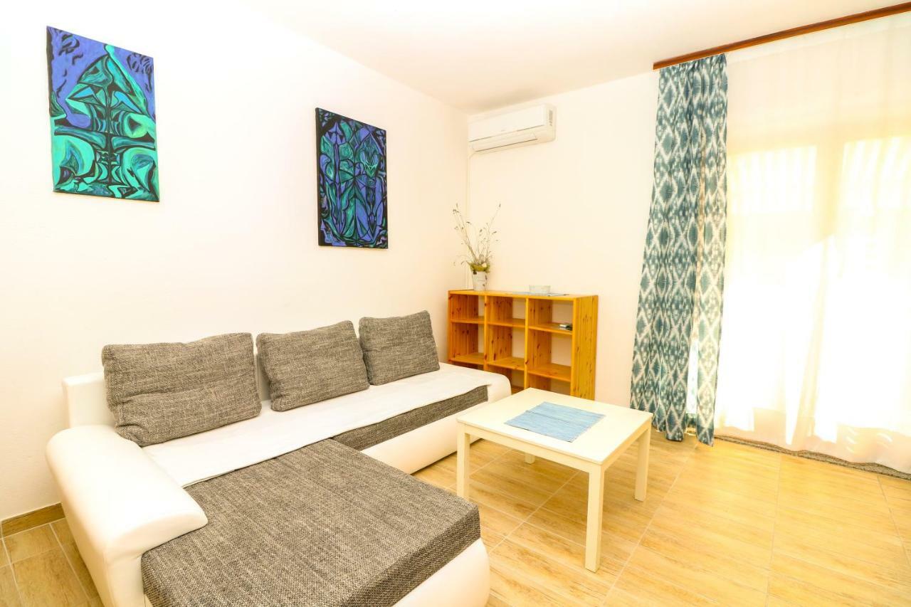 Apartments Reljic With Terrace Baška Екстериор снимка