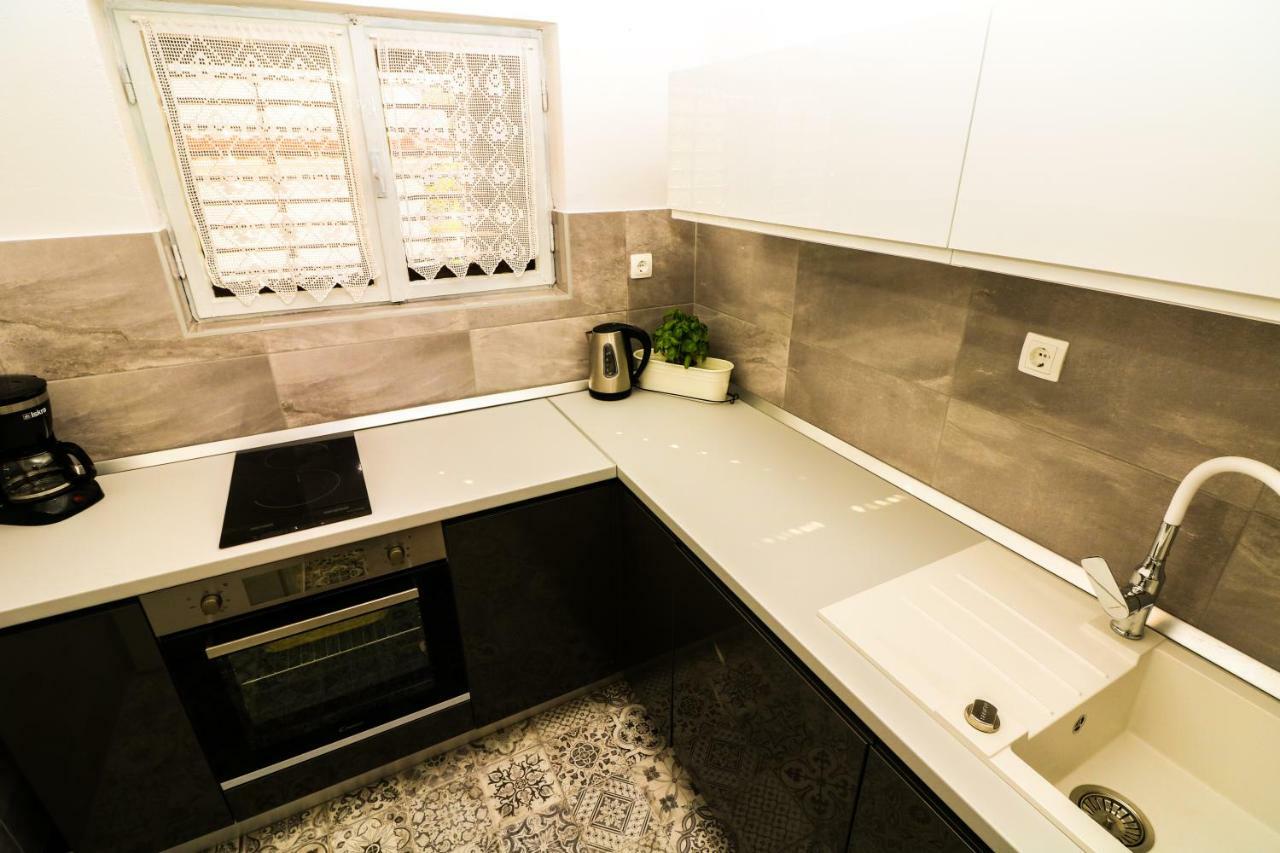 Apartments Reljic With Terrace Baška Екстериор снимка