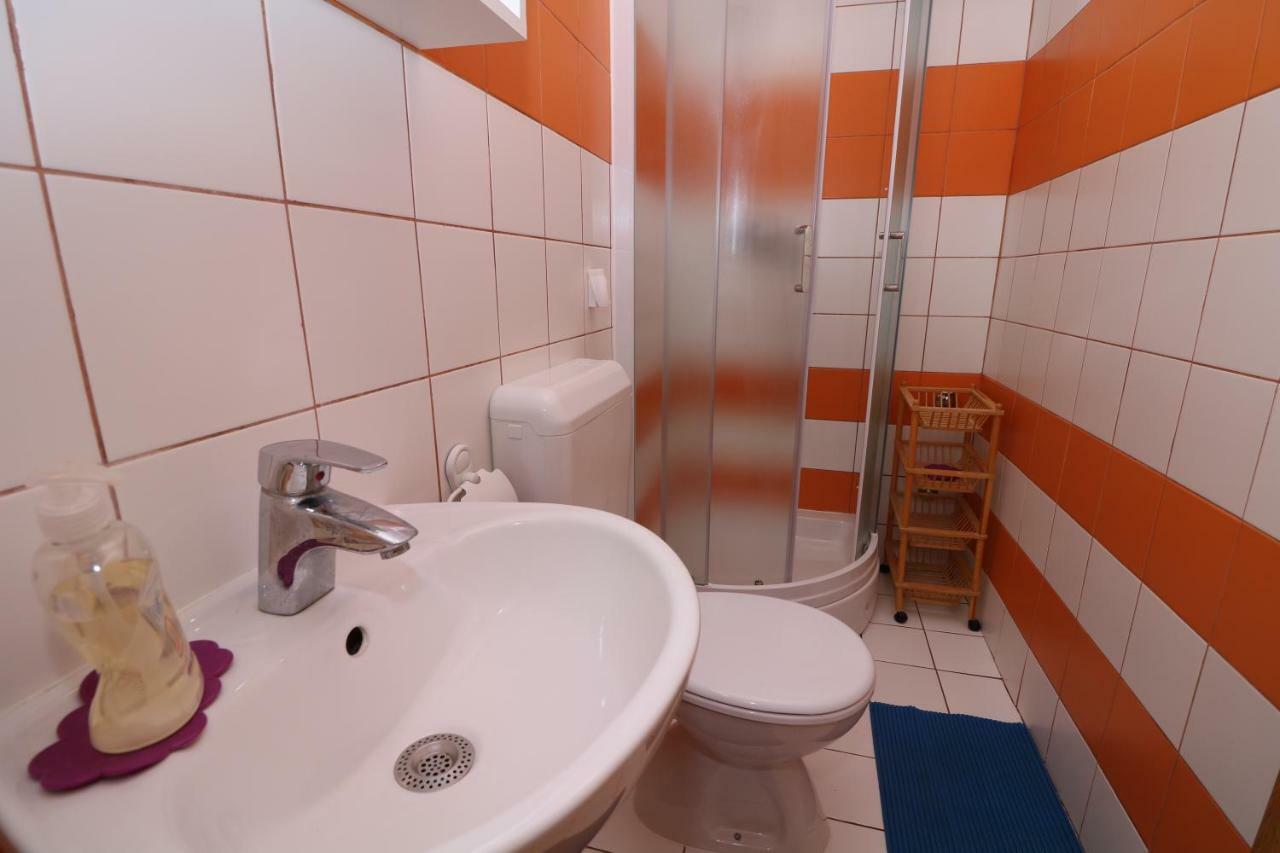 Apartments Reljic With Terrace Baška Екстериор снимка
